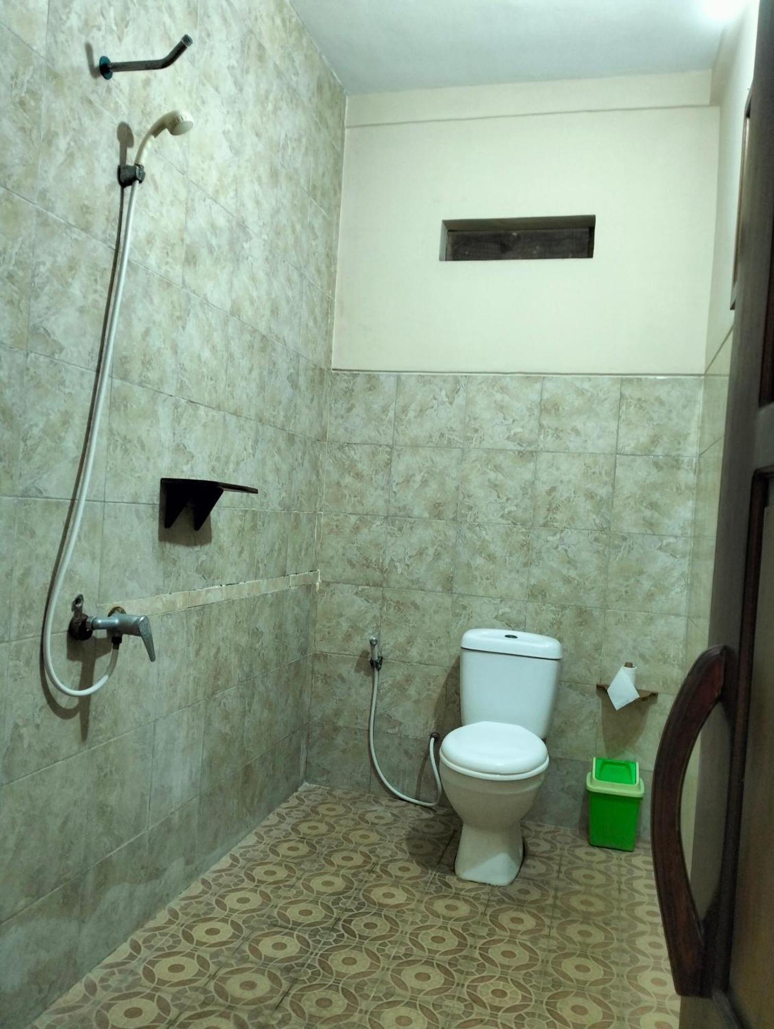 Dharma Yoga Homestay Dan Hostel Amed Dış mekan fotoğraf